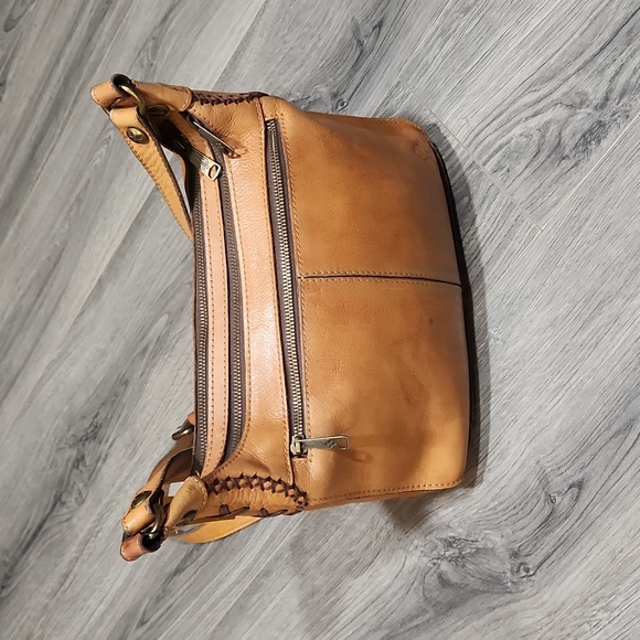 Patricia Nash Burnished Tooled Crossbody Bag - Picture 6 of 10
